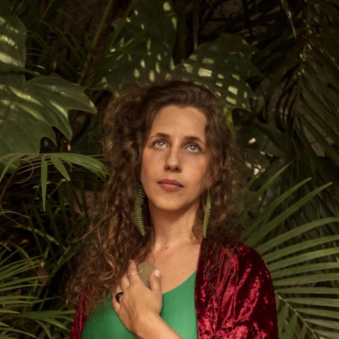 Luiza Kolya – Luna (2020)